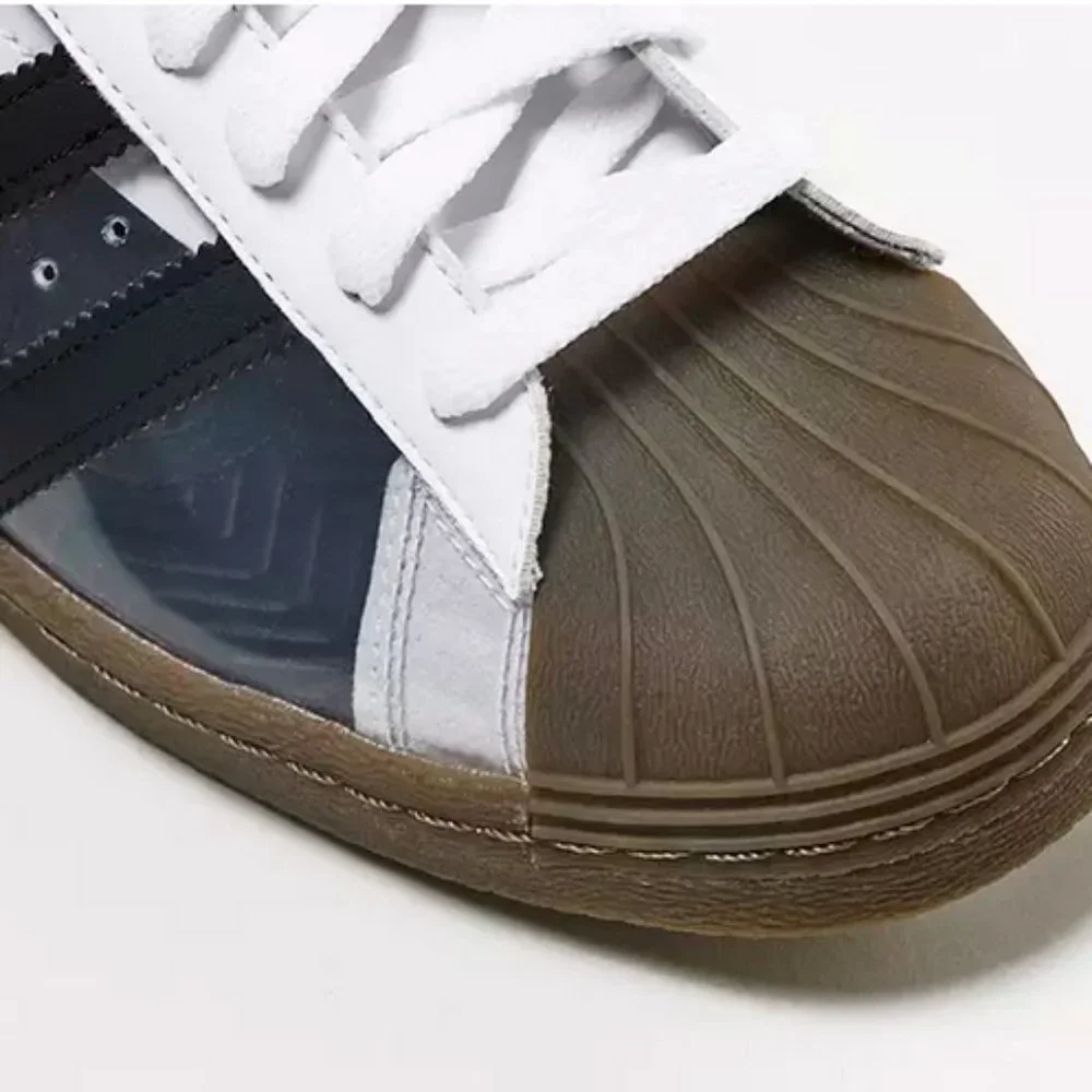 adidas NIB Special Addition Box Blondey Superstar McCoy With Socks Size 10 - Picture 8 of 10